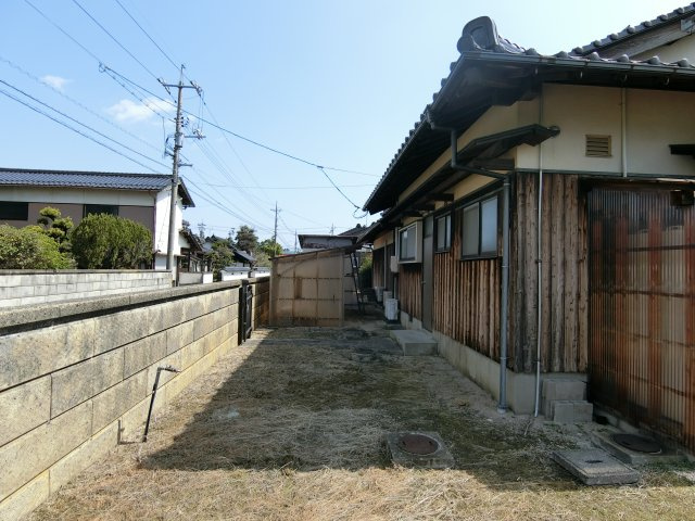 大篠津町戸建の庭