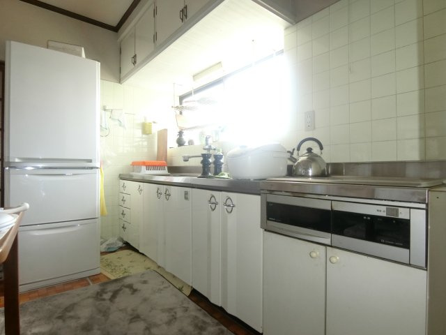 大篠津町戸建のキッチン