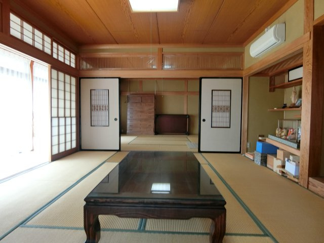 大篠津町戸建の和室