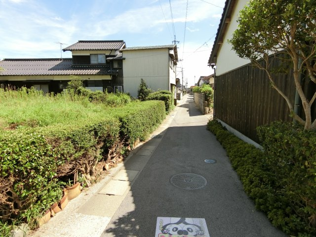 境港市渡町売り土地の前面道路含む現地写真