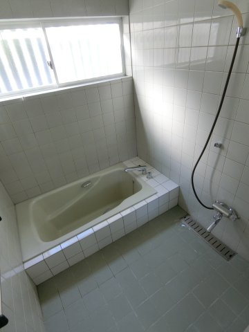 旗ヶ崎7丁目 中古住宅の浴室