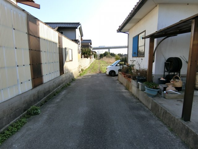 境港市渡町売地２の前面道路含む現地写真