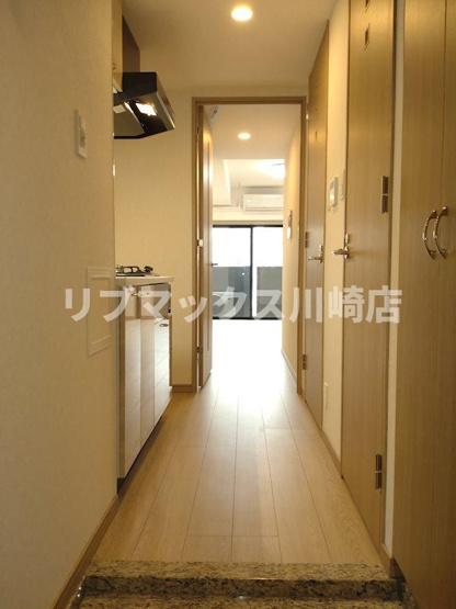 【玄関】ルーブル川崎八番館