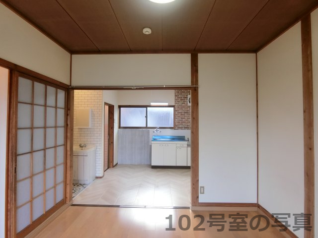 （収益物件）境港市外江町の洋室