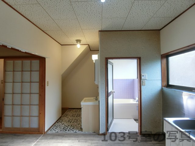 （収益物件）境港市外江町の内装