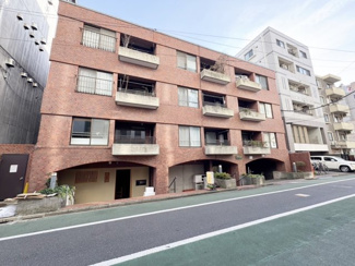 【外観】 | 中央線特快停車、総武線始発「三鷹」駅徒歩2分の好立地です。