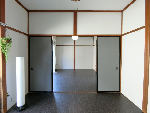 境港市蓮池町戸建て（収益物件）の洋室