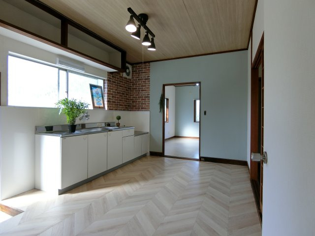 境港市蓮池町戸建て（収益物件）のキッチン