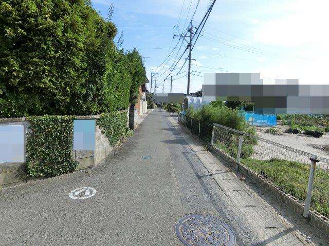 旗ヶ崎８丁目売地の前面道路含む現地写真