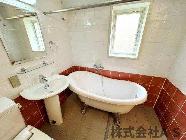 シュタットメゾンⅡの浴室|同間取り画像使用
実際のお部屋と色などが異なる場合がございます。