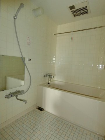CO-OP錦町マンションの浴室