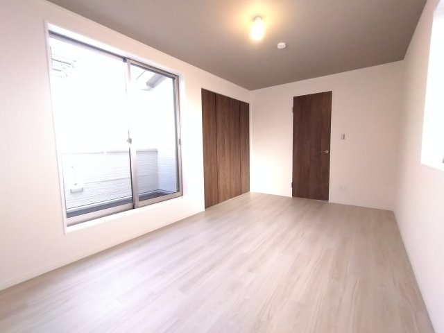 豊中市勝部3丁目戸建の洋室