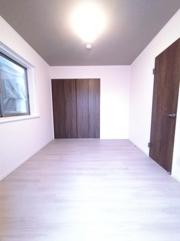 豊中市勝部3丁目戸建の洋室