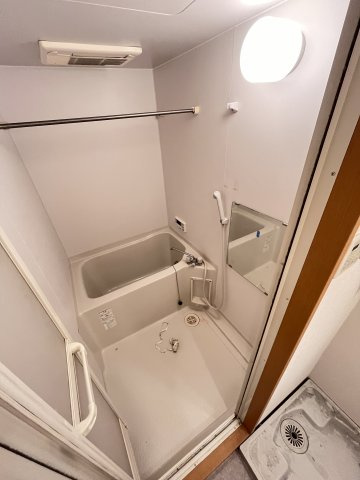 大阪市城東区野江２丁目の賃貸マンションの浴室