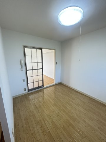 ハイツアールデコの居間・リビング