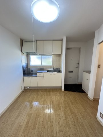 ハイツアールデコの居間・リビング