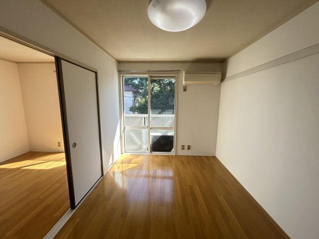 ハイツアールデコの居間・リビング