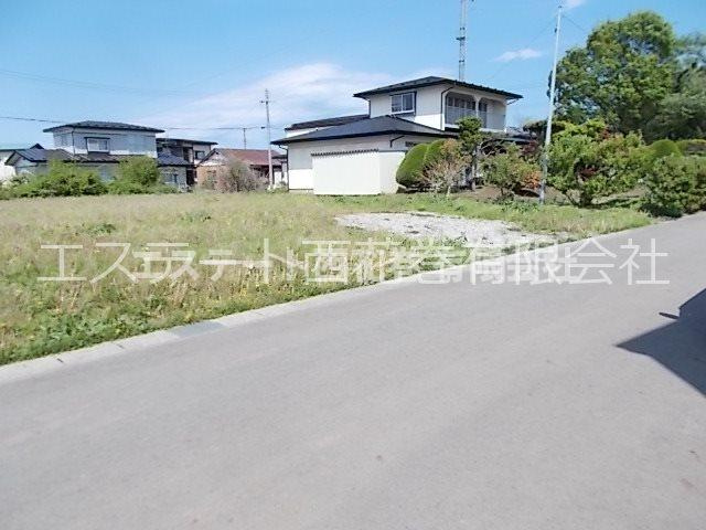 諏訪　土地の前面道路含む現地写真