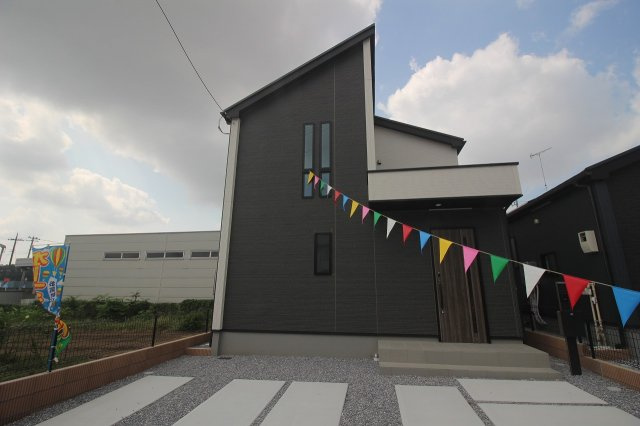 グラファーレ　小山市犬塚4丁目 2期　2号棟