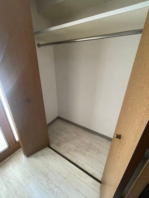 【収納】 | ル・フェール博多駅南 | 別号室の写真になります。現況優先。