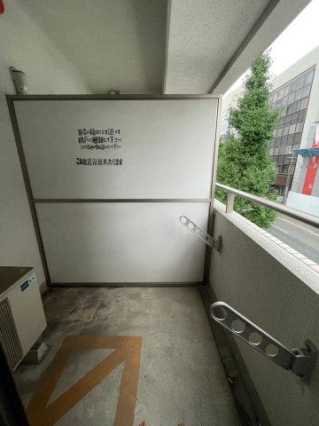【バルコニー】 | RUIS HAKATA | 別号室の写真になります。現況優先。