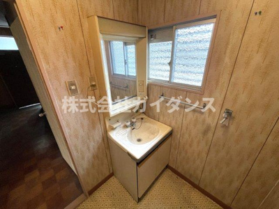 【洗面所】 | 平群町春日丘2丁目　中古戸建