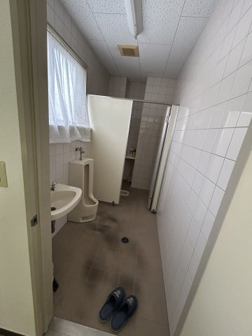 半田市旭町　住付き事務所のトイレ|2F：トイレ