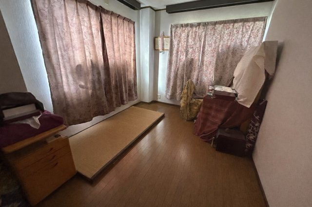 半田市旭町　住付き事務所の洋室|3F：洋室