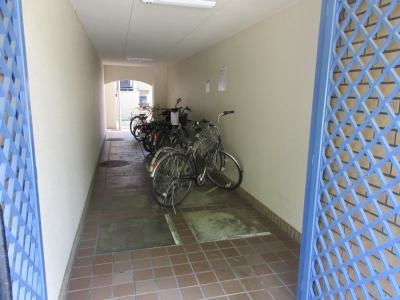 シティコア30朱雀の駐車場|駐輪場