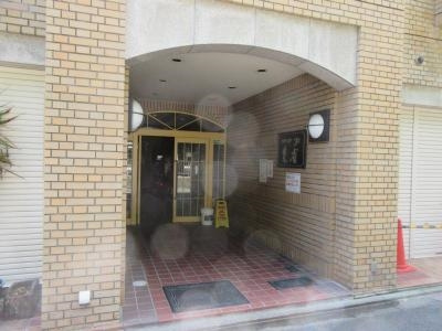 シティコア30朱雀のエントランス