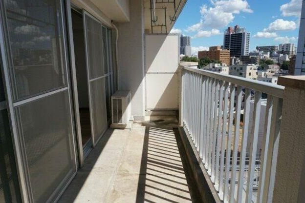 プレミアムフラット浦和仲町のバルコニー