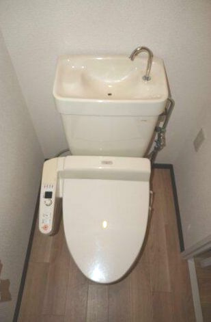 プレミアムフラット浦和仲町のトイレ