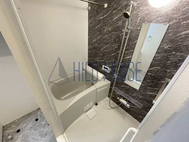 ラルーチェの浴室