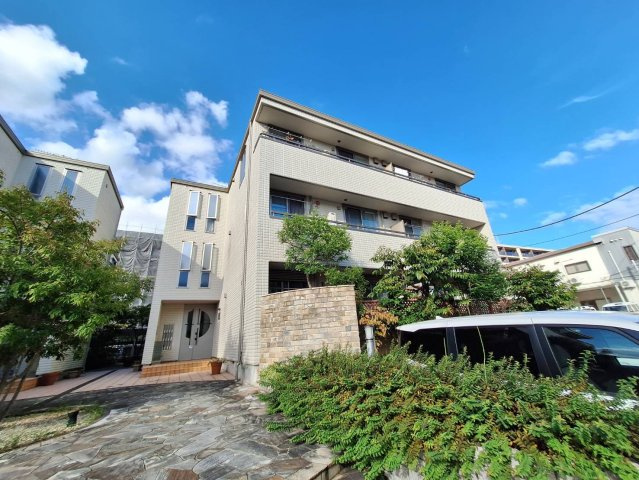 プランドール鎌倉イーストの外観