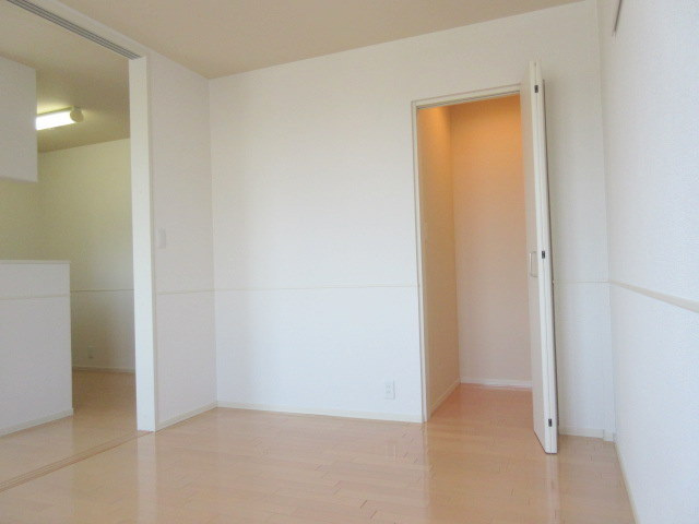 プランドール鎌倉イーストの居間・リビング