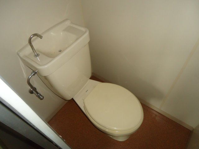 【トイレ】 | 賃貸のお客様でご要望の多いトイレとお風呂が別の仕様になっております。