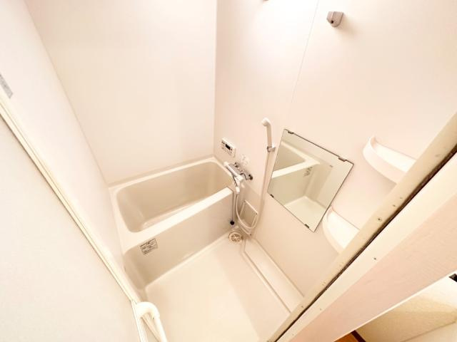 フラワーハウスの浴室|バス