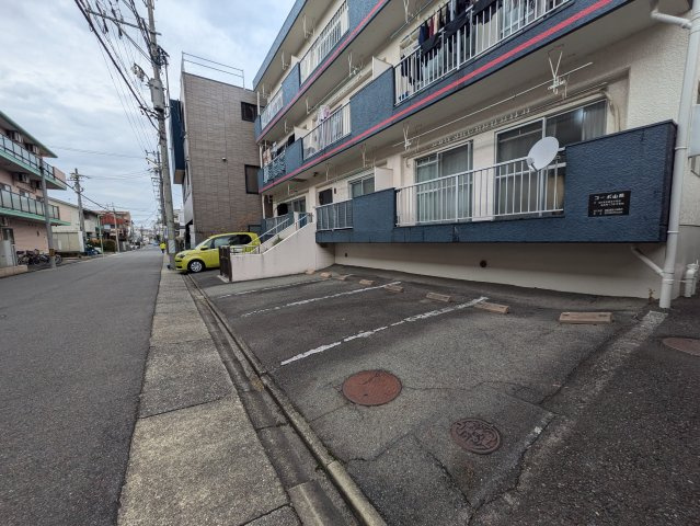 コーポ山陽の駐車場|コーポ山陽