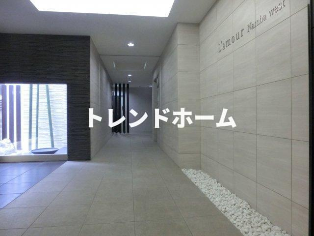 ラムール難波西のエントランス|選べる家電プランあり！！