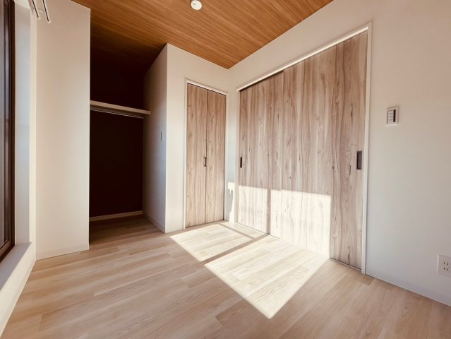 NET-K三木の寝室