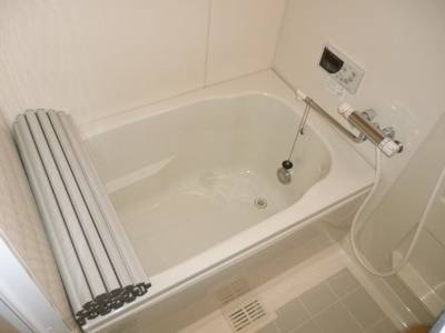 【浴室】 | ジャスティスⅡ番館 | ゆったり過ごせるお風呂です