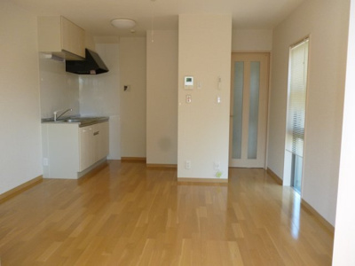 【寝室】 | ジャスティスⅡ番館 | 落ち着いて過ごせるお部屋なので、寝室にいかがでしょうか