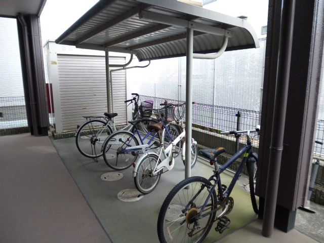 アイビーコートのその他共用部分|自転車置き場