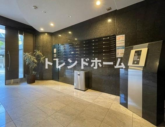 ウエンズ玉造フロントのエントランス|選べる家電プランあり！！