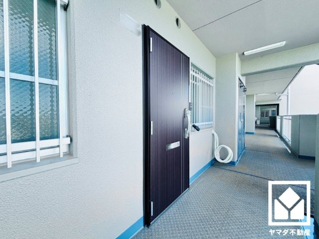 ペルル伏見桃山の玄関