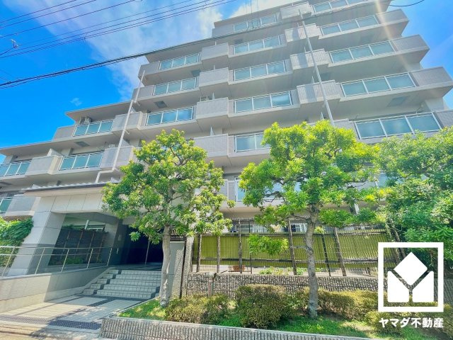 ペルル伏見桃山の外観