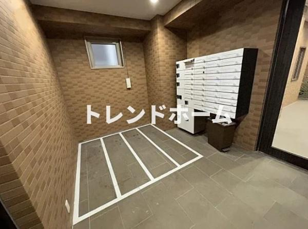 Blue西長堀のエントランス|選べる家電プランあり！！