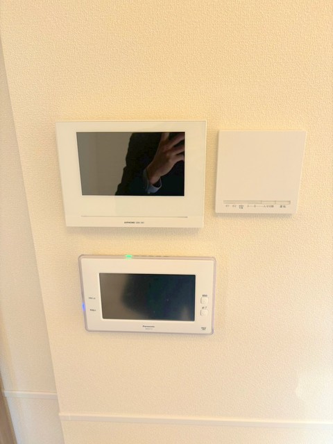 Un Reve Nakanoのセキュリティ|TVモニタ付インタホン・床暖房スイッチ・売電モニタ