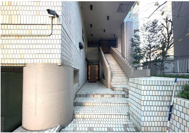 【その他】 | ★仲介手数料無料★ニューライフ一番町（スケルトンからのリノベーション済み　イギリス大使館の緑を望める部屋位置）