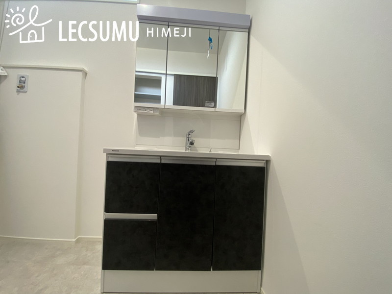 姫路市継Ⅱ／全３棟の独立洗面台|同社施工例